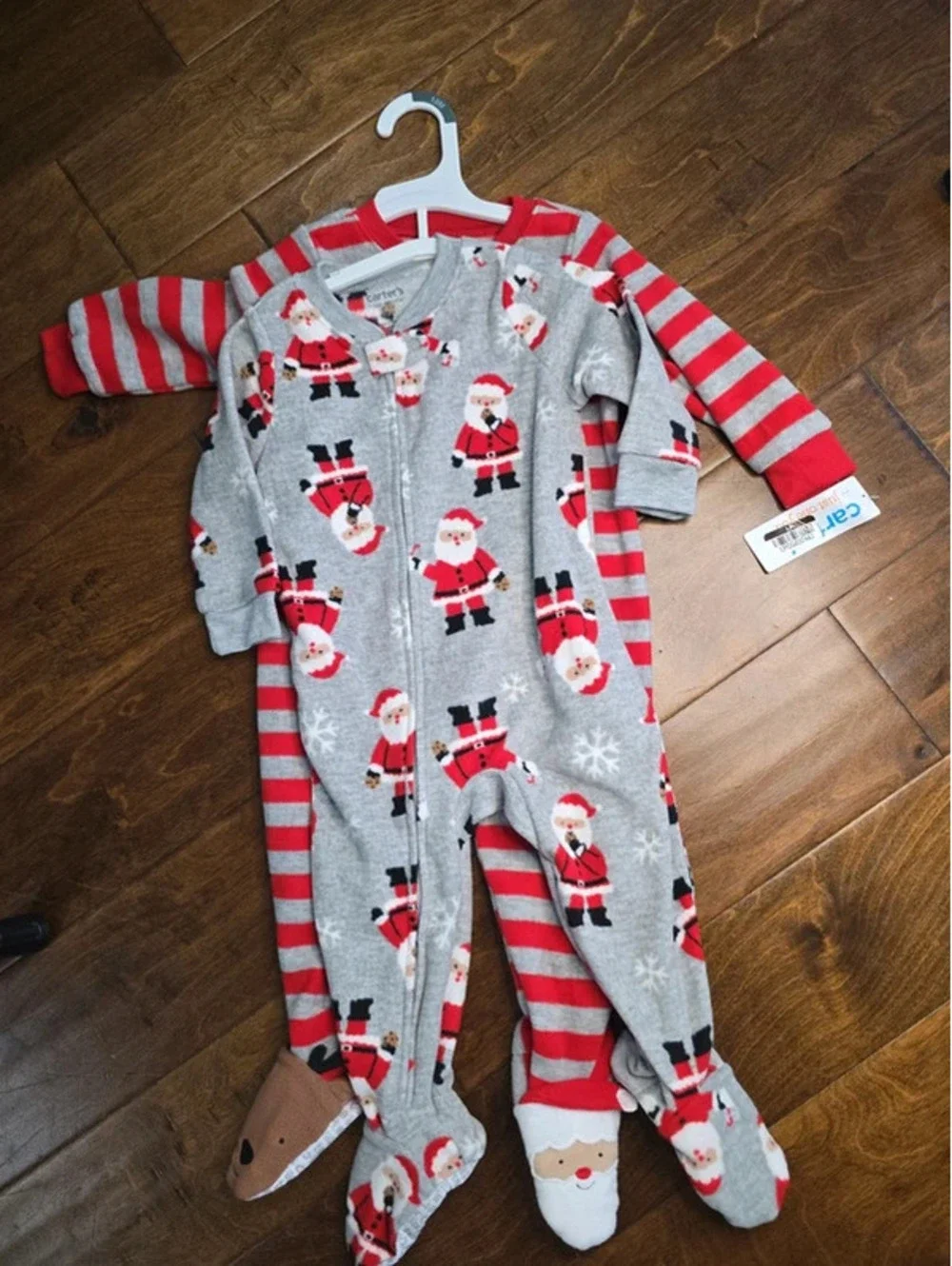 12m brand new christmas pajamas from carter's item 204G6
